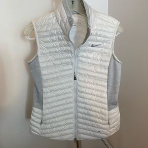 Nike golf vest